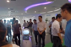 江西省委组织部副部长徐忠一行领导参观创客邦南昌孵化基地